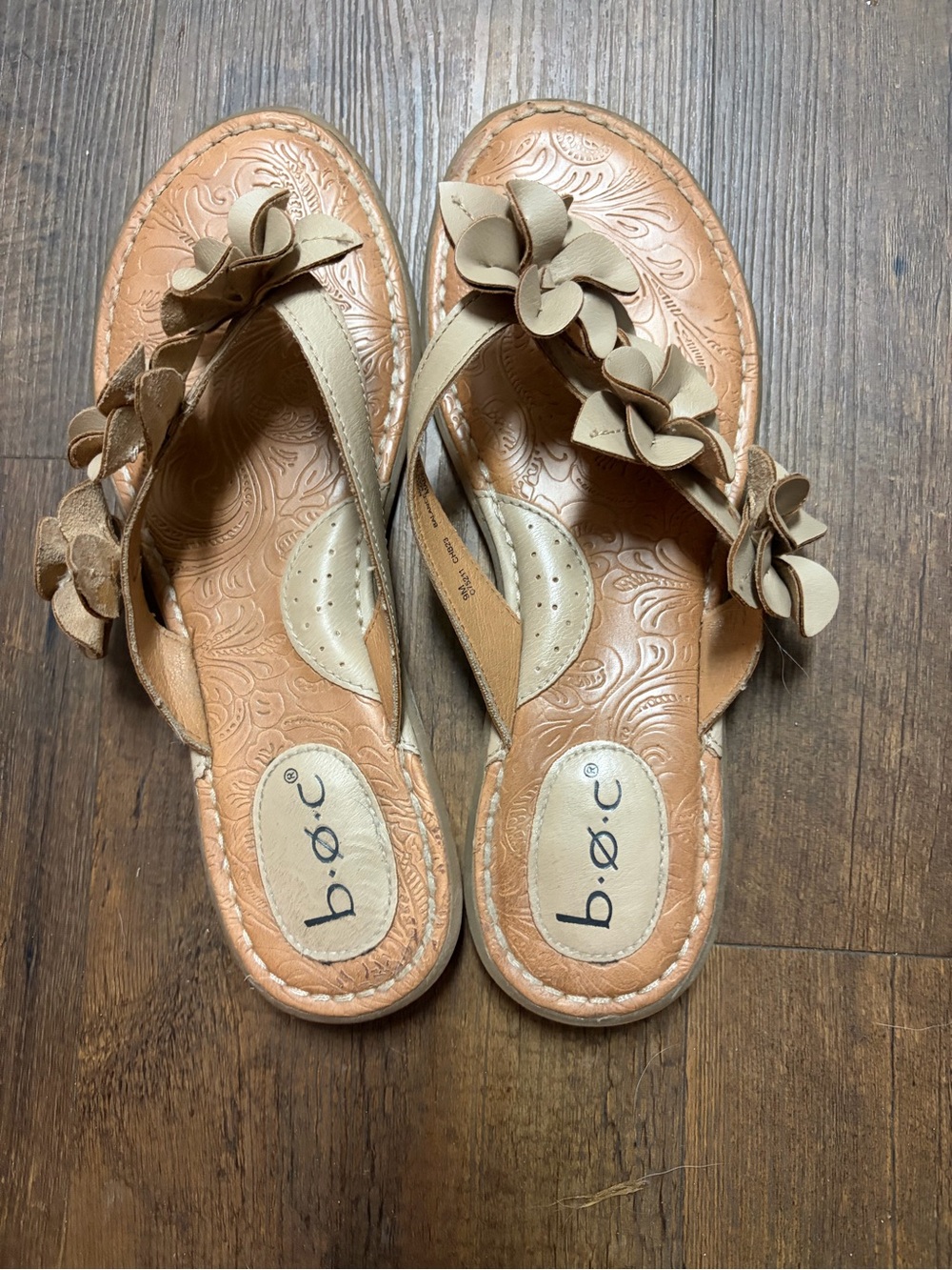 b.o.c. Tan Floral Thong Sandals with Embossed Footbed